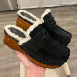 Frye Melody Genuine Shearling Wooden Platform Clog Black / Brown Size 8 Women